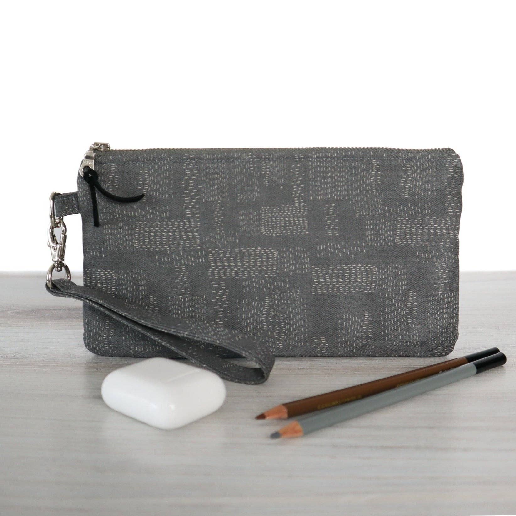 Crosscut Sewing Co. - Wholesale Craft Sewing Kit - Wristlet Sewing Kit - Adult Sewing Kit for Beginners35