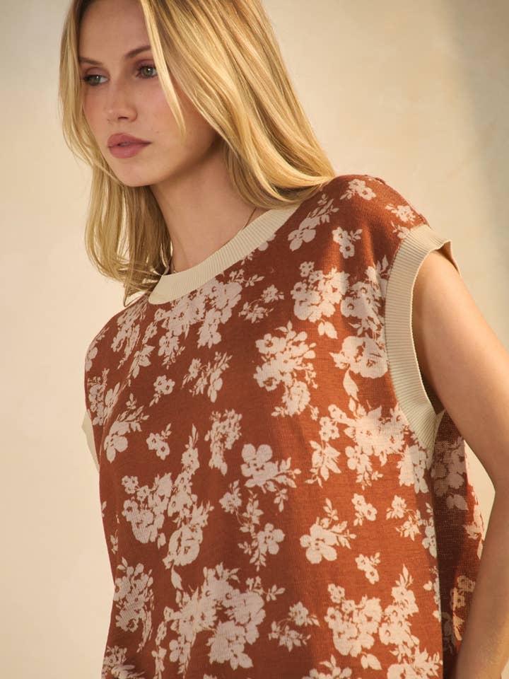 Top de punto jacquard con estampado floral para venta al por mayor de Oddi