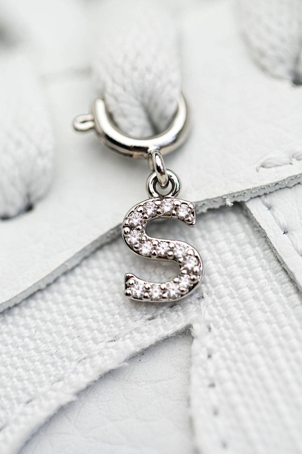 Cheeky Chain - Wholesale Shoe Jewelry - Women's - Sneaker Charm LETTER3
