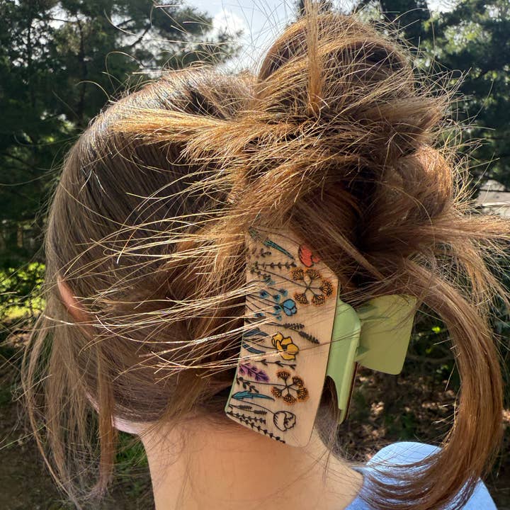 National Parks and Beyond - Wholesale Hair Clip - Women's - Flower Garden Wooden Claw Hair Clips in 2”, 4”, 5 inch10