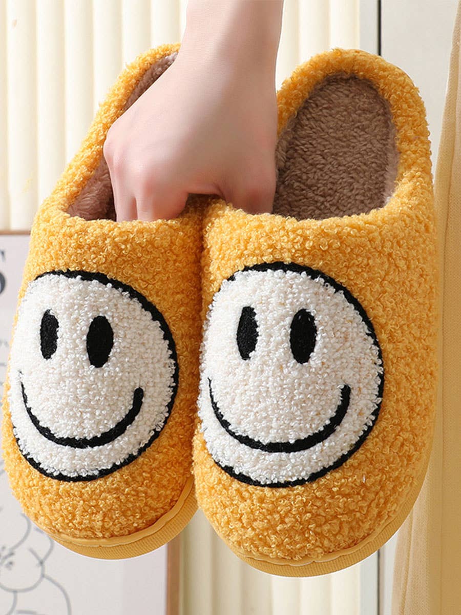 DOUBLJU - Wholesale Slippers - Unisex - Smiley Face Unisex Cotton Slippers for Fall,Winter
27