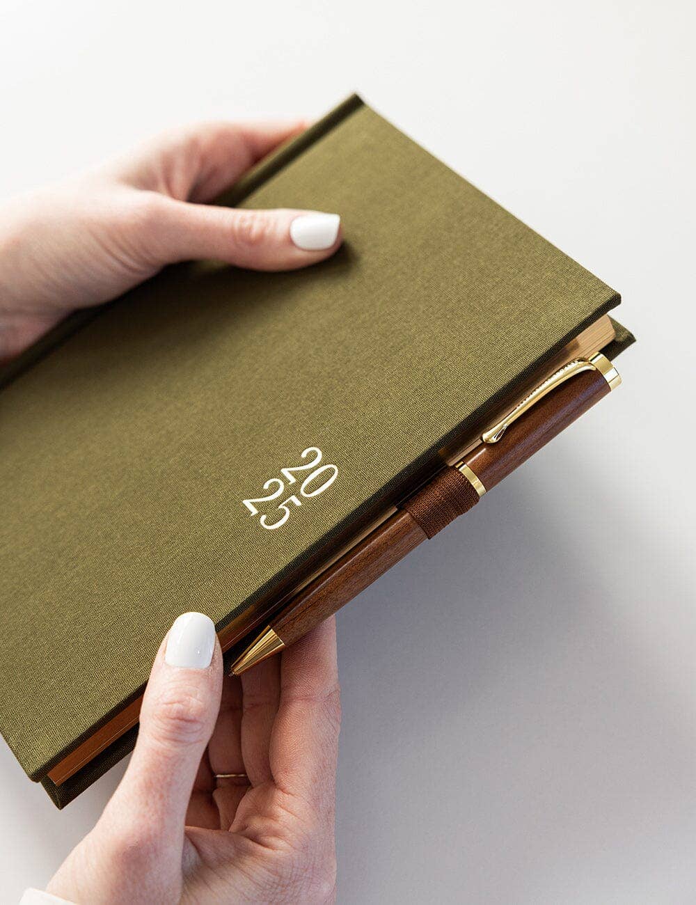 Bespoke Letterpress – Caneta por atacado – Caneta Esferográfica Clássica de Madeira e Ouro (Embalada)4