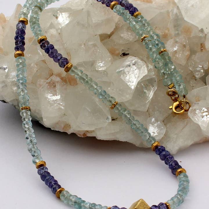 Aquamarin mit Tansanit Kette Edelsteinkette Blau Facettierte Damen Collier Schön pour la vente par BKGEMS