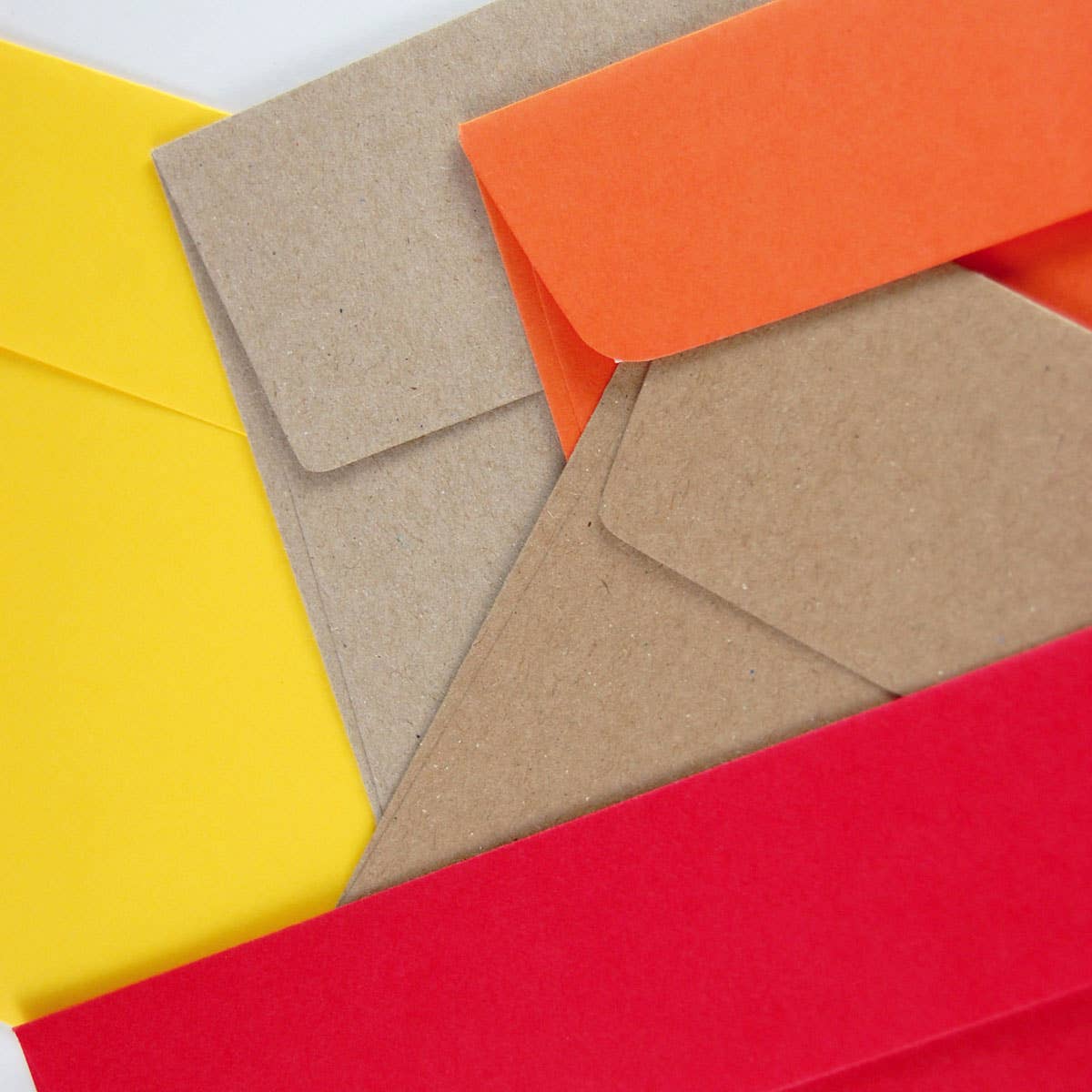 10 coloured envelopes, DIN C6 - warm tones for wholesale on Faire1