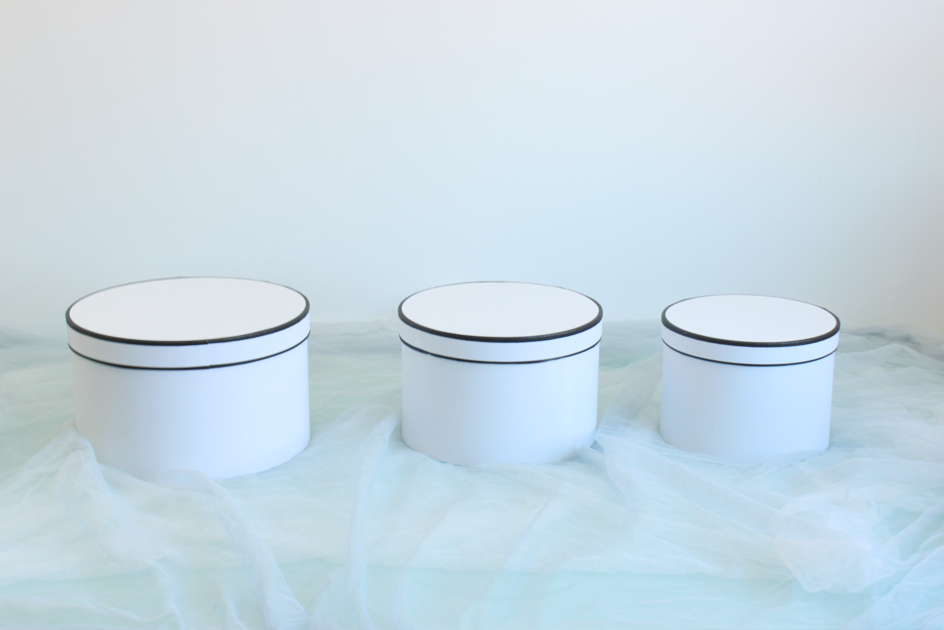 Elegant Design Supply - Wholesale Gift Box - French Inspired Round Flower Box7