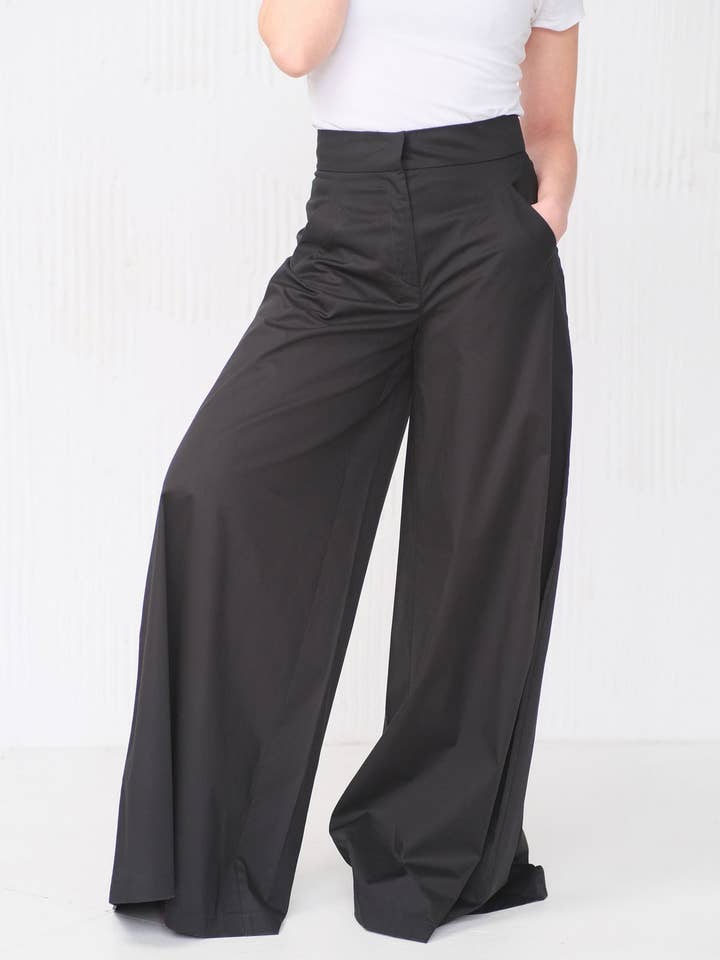 MERCES – wholesale Byxor - Dam – Svart Kjol Byxor Dam1