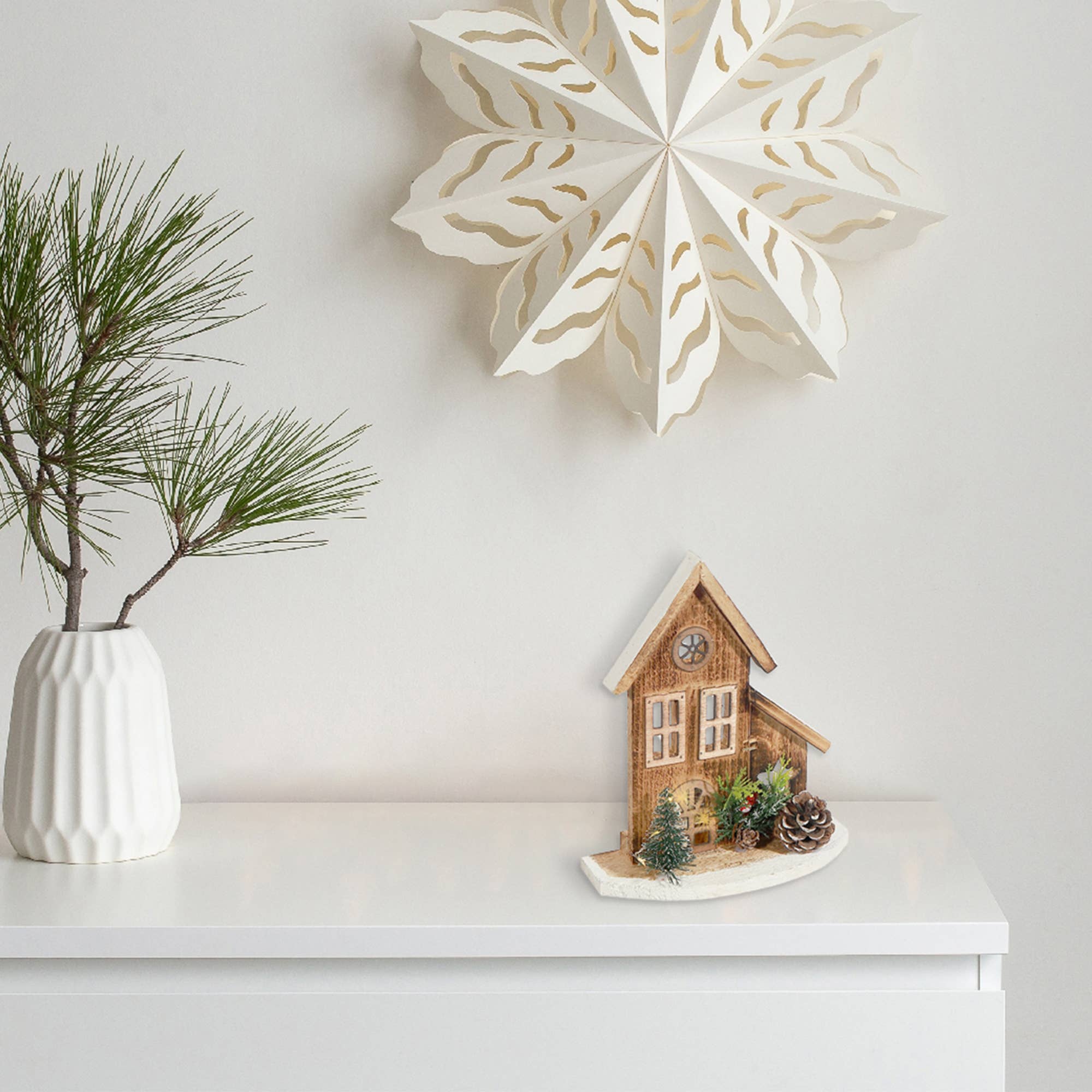 IH Casa Decor - Wholesale Christmas Decoration - LED NATURAL WOODEN HOUSE(WITH TIMER)1