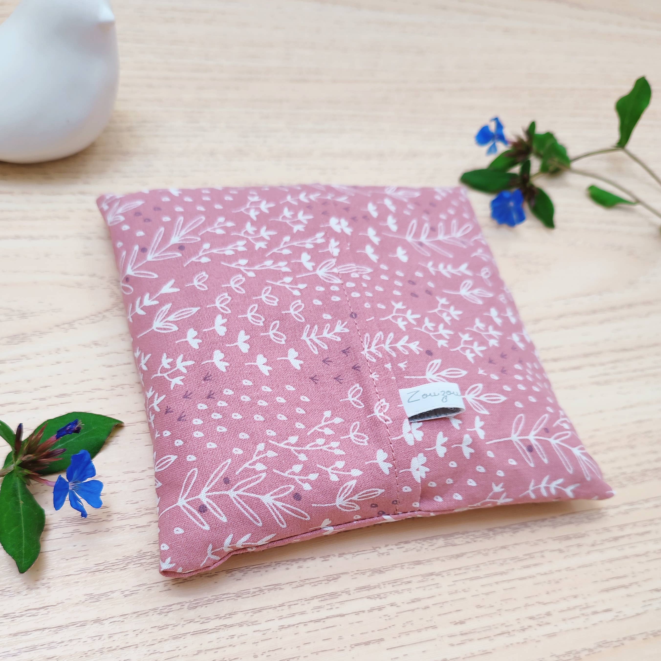 ZOUZOU CAILLOUX - Wholesale Hot/Cold Compress - Cherry pit heating pad pink foliage - 15 cm x 15 cm2