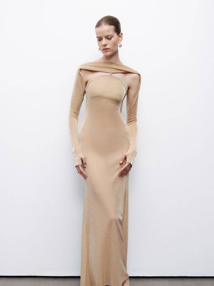 Robe maxi avec accessoire gant pour la vente par NOCTURNE