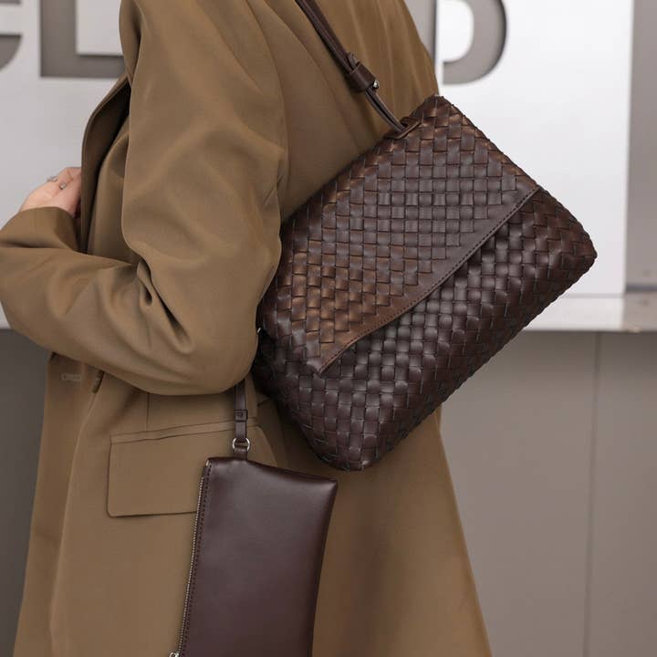 Sook Stainable - Wholesale Crossbody Bag - Women's - Genuine Leather Woven Envelope Shoulder Crossbody Bag