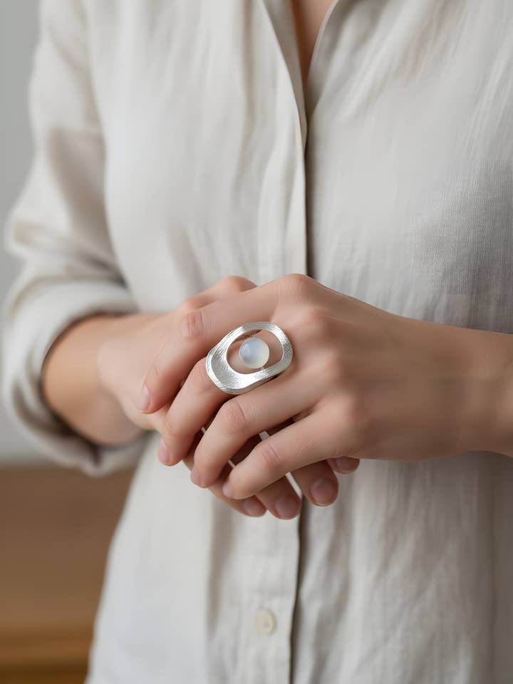 Anel Ajustável com Pedra da Lua ou Granada Real - Joalharia Maximalista por atacado de PHOEBE´S