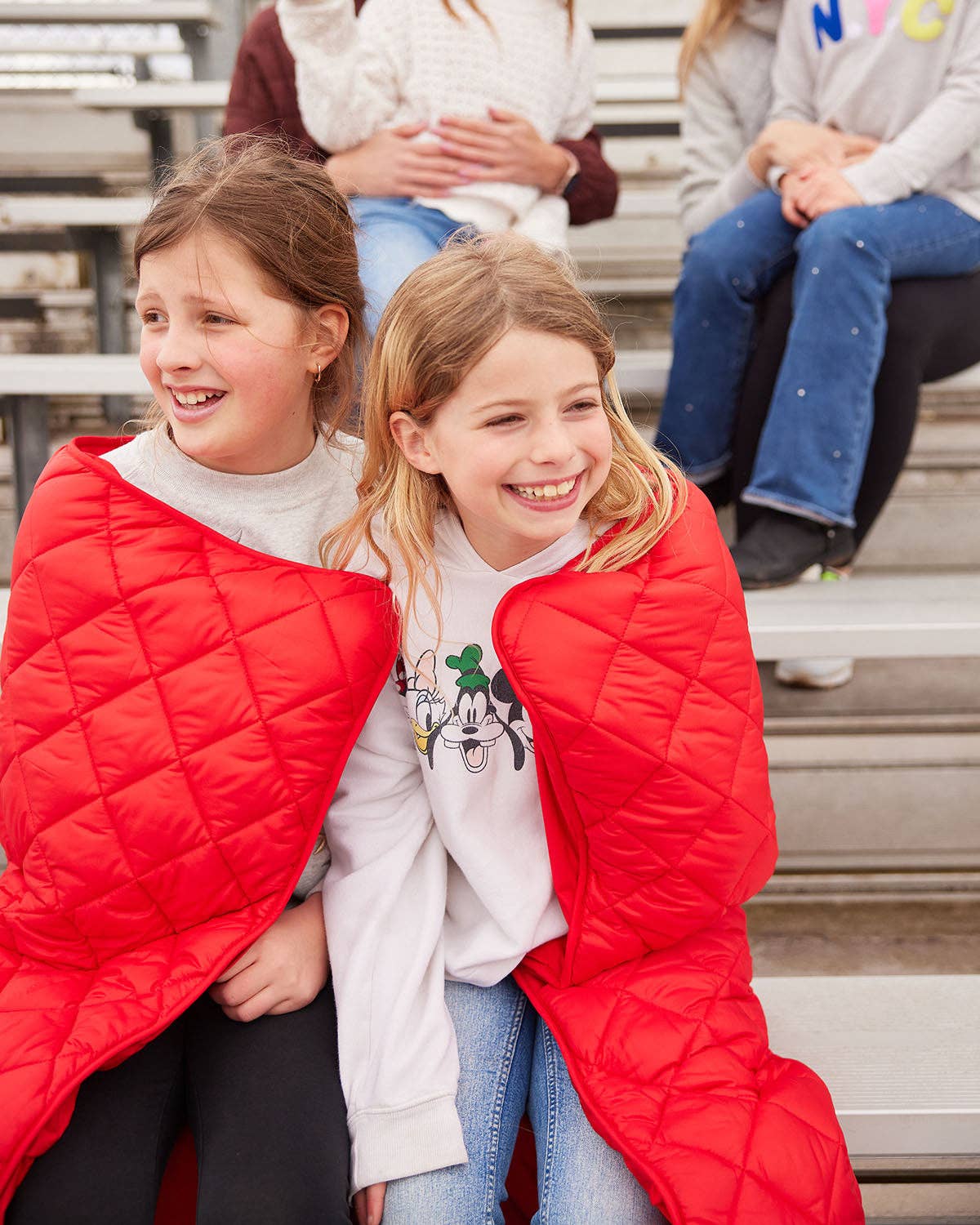 Pretty Rugged - Wholesale Throw Blanket - Waterproof Puffer Blanket with Pockets | Pretty Rugged12