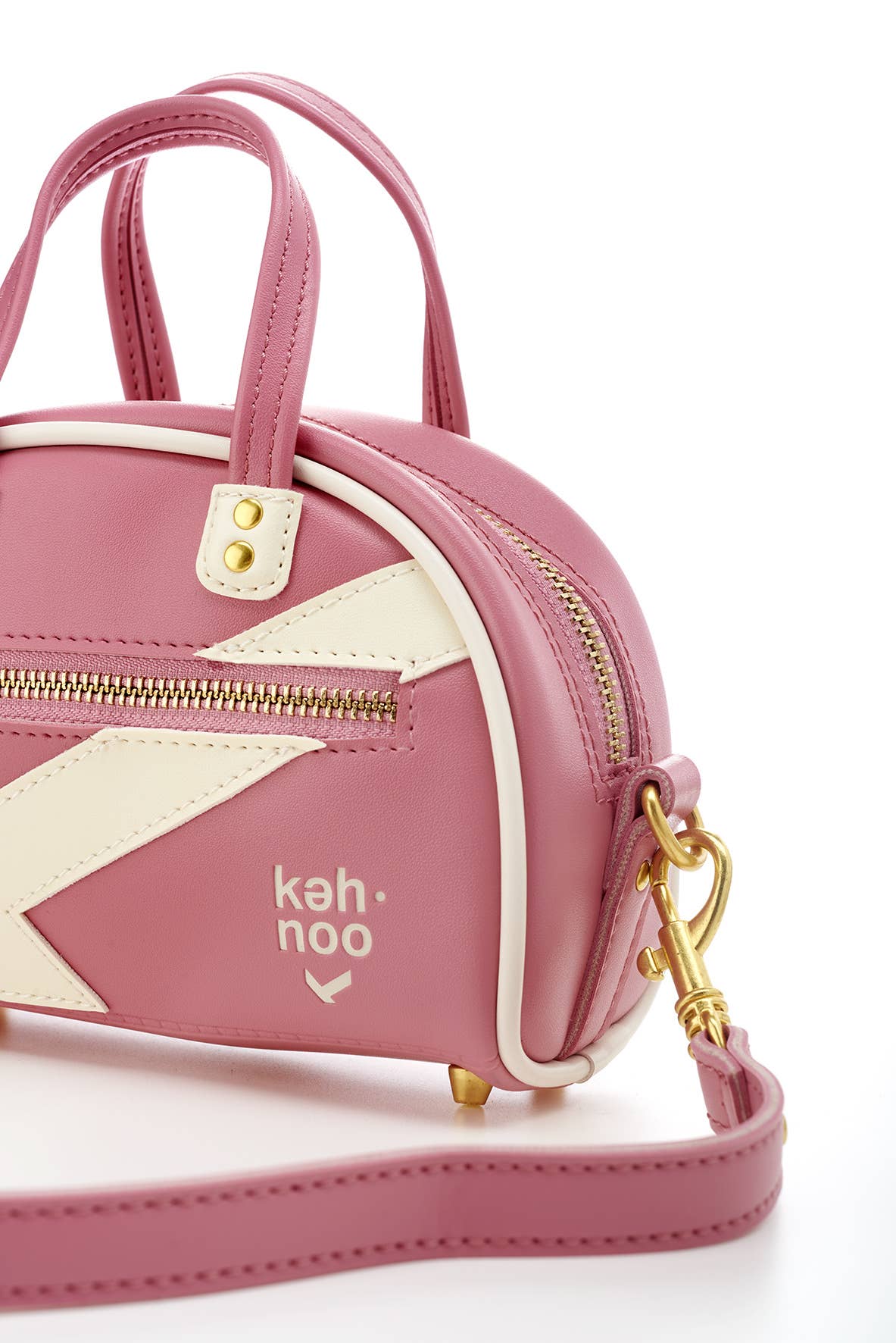 KEH-NOO – wholesale Purse/bag accessory – Women’s – Nomad Chic Mini Bag with Gold details and modern pop style11