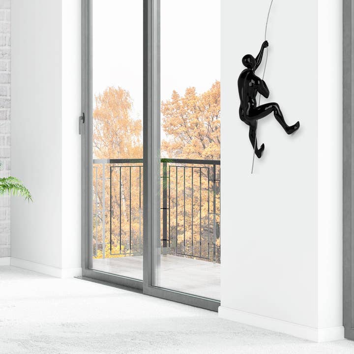 ADM Home Decoration – wholesale Dimensionell/3D-väggkonst – 'Climber' hartsskulptur - Glansig svart - Liten