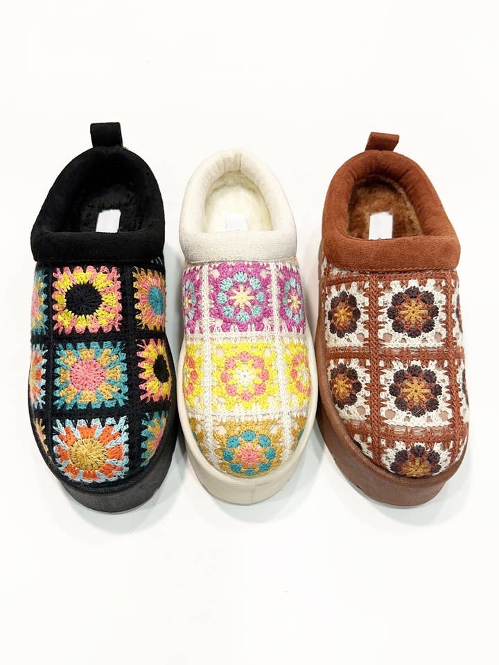 CCOCCI - Wholesale Booties - Women's - FROSTY-41 GRANNY SQUARE CROCHET UPPER SHERPA BOOTS