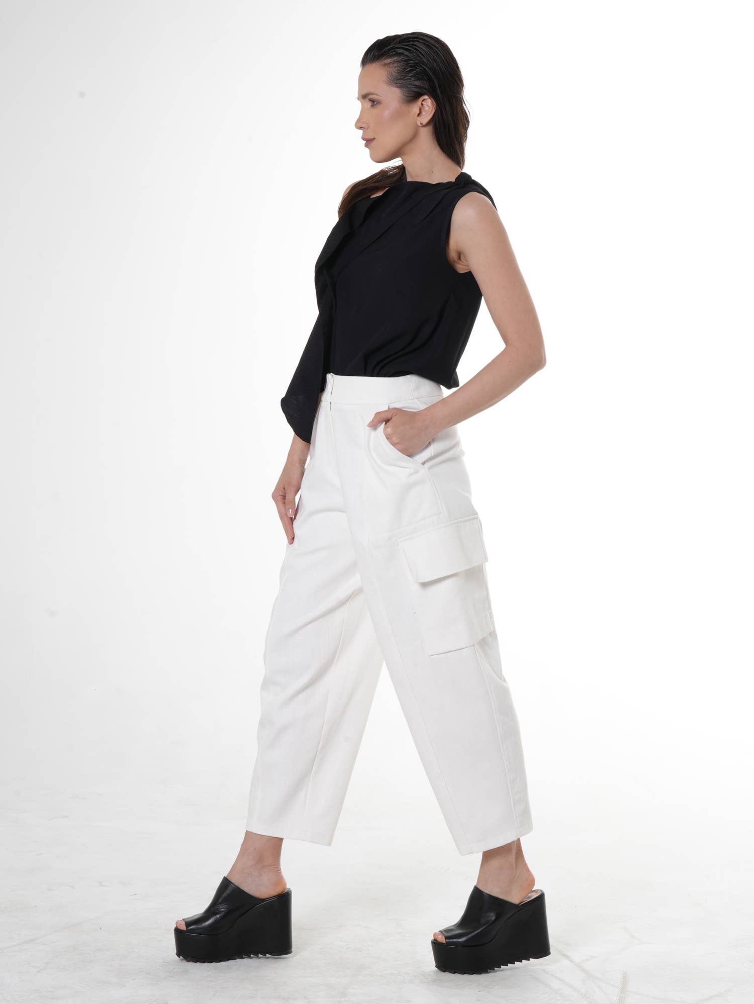 Metamorphoza - Wholesale Pants - Women's - Denim Cargo Pants In White 2
