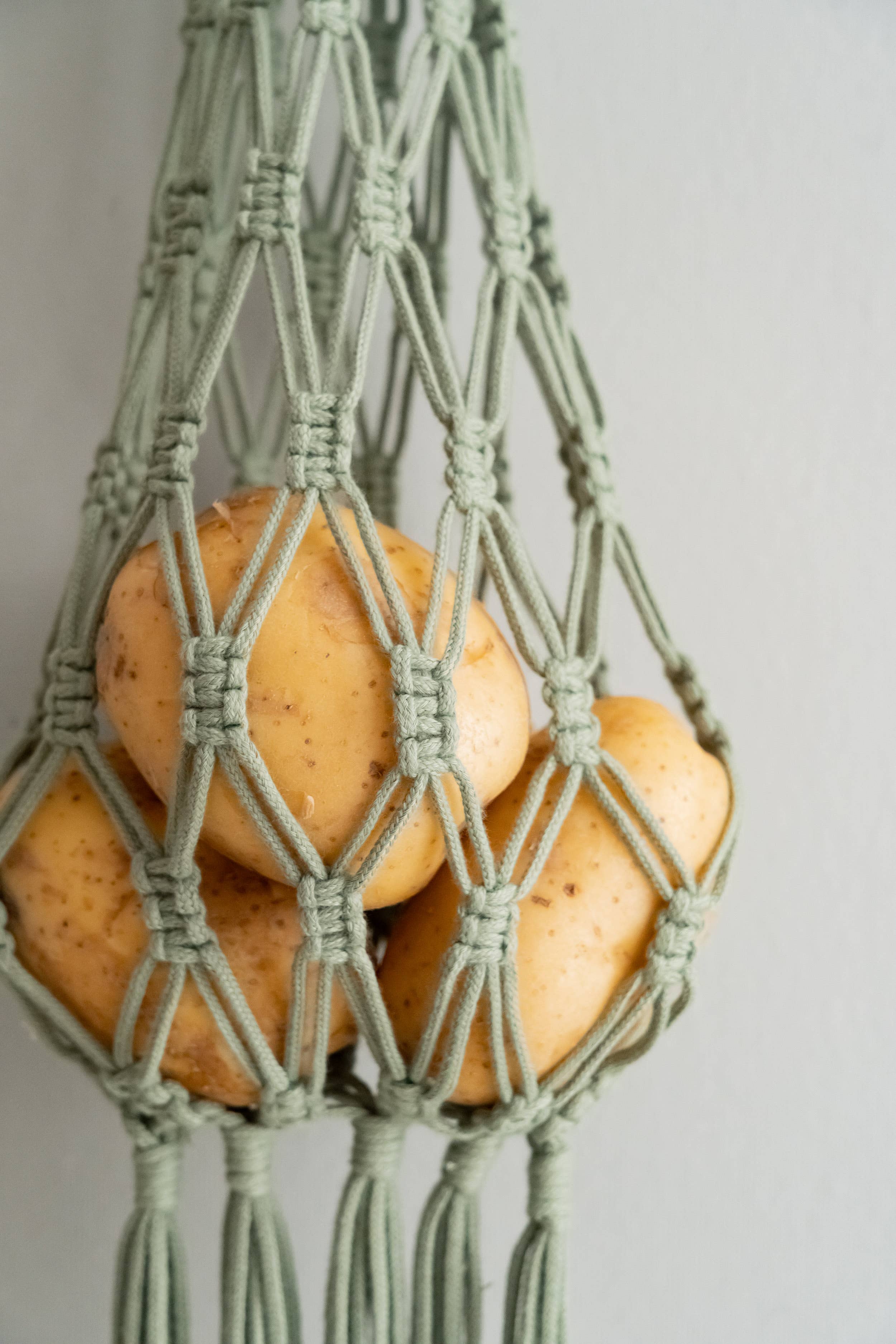 BeanDaikon - Wholesale Fruit basket - Macrame Hanging Fruit Basket I667