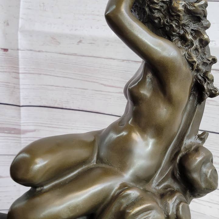 Bronzhaus – Großhandel Skulptur – Diana auf einem Halbmond von Séraphin Denécheau Bronzeskulptur auf Marmorsockel8