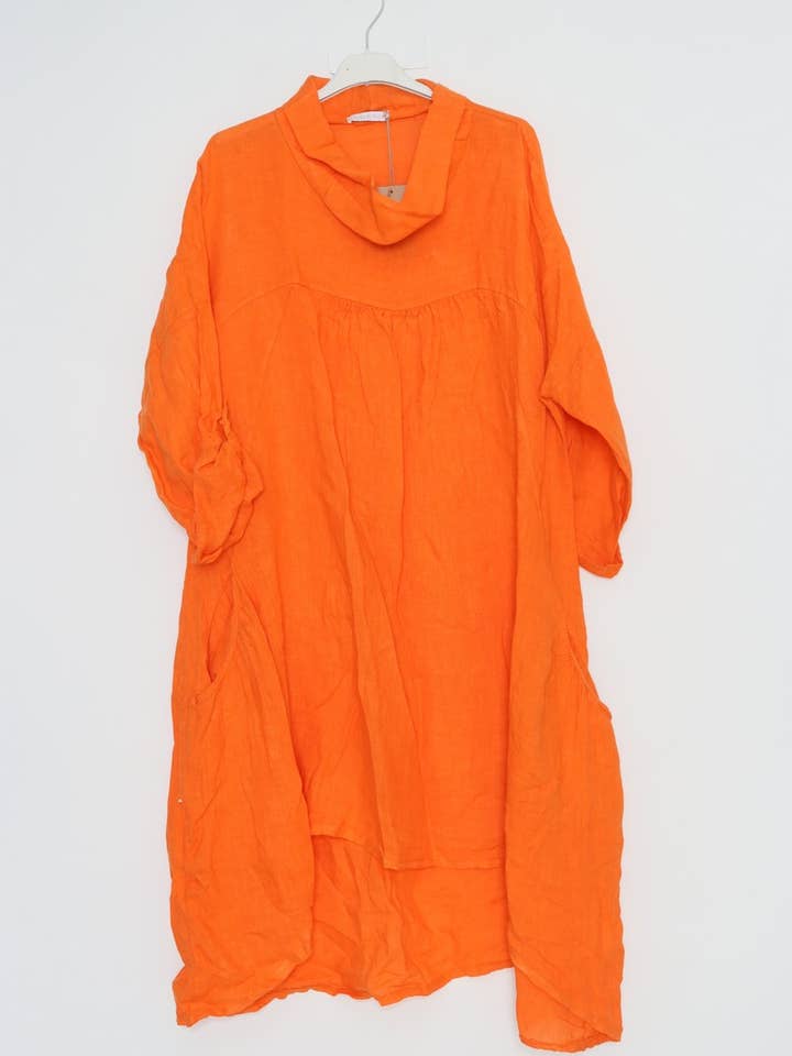 Abito in 100% lino RIF. 71989 per la vendita all'ingrosso da parte di LÉA & LUC