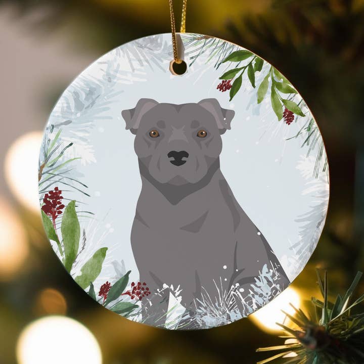 Ornamento di Natale con cane Staffordshire Bull Terrier per la vendita all'ingrosso da parte di Canine Companions