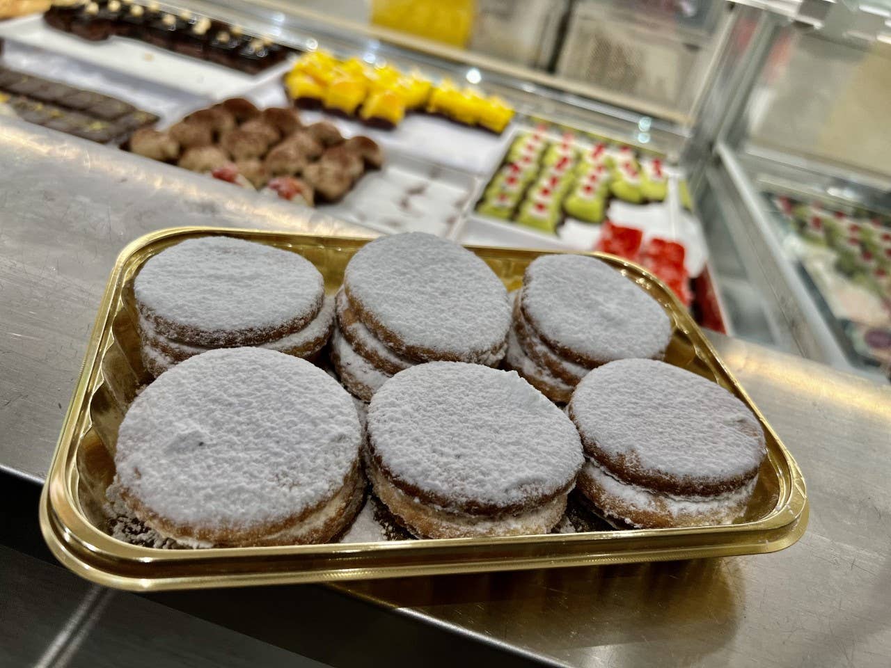 Pasticceria Mokador f.lli Sclafani – Großhandel Cookie – Algerische Kekse aus Mürbeteig mit Puderzucker1