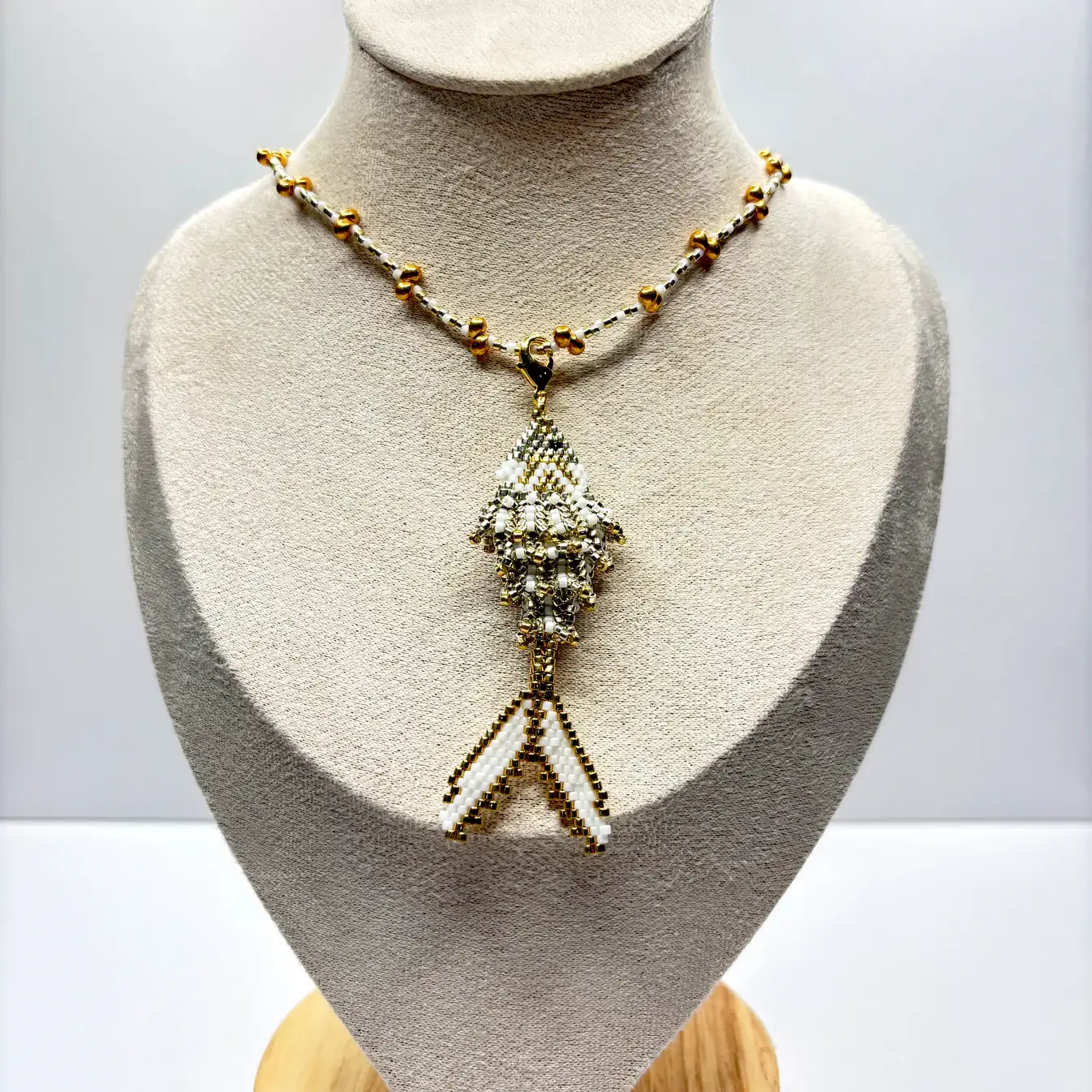 Bellalu Jewelry and Accessories - Wholesale Pendant/Charm Necklace - Murano Fish Shape Necklace8