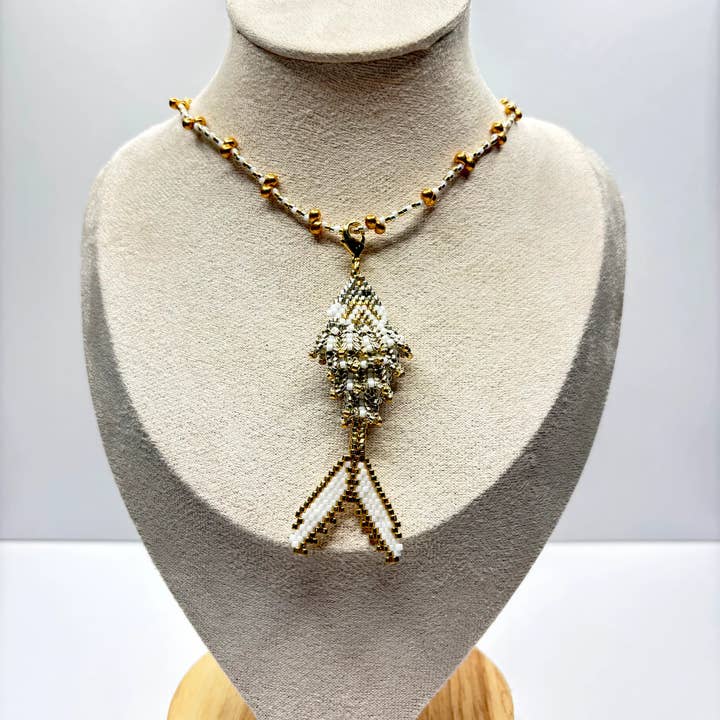 Bellalu Jewelry and Accessories - Wholesale Pendant/Charm Necklace - Murano Fish Shape Necklace8