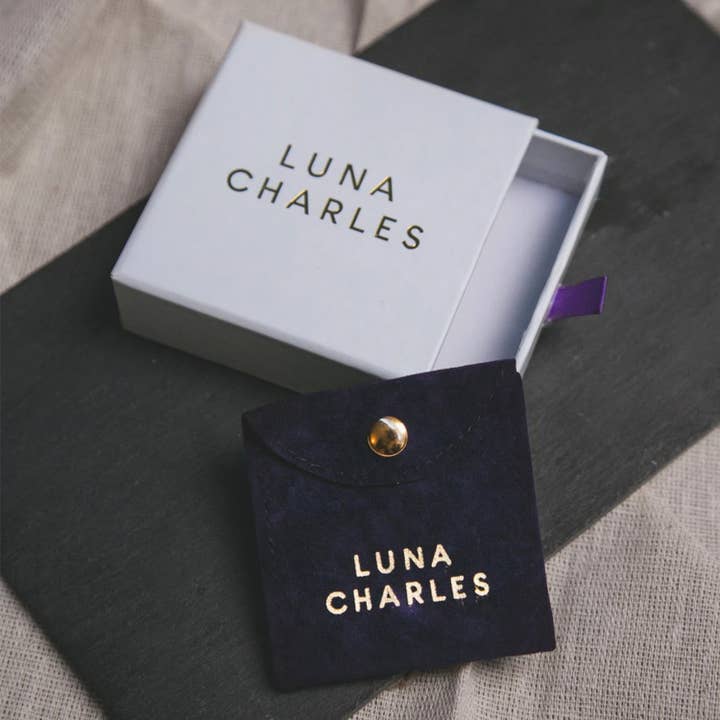 LUNA CHARLES EMRA LTD - Vendita all'ingrosso Anelli multipietra - Anello Zira, pietra portafortuna a forma di stella e luna, placcato in oro 18 carati11