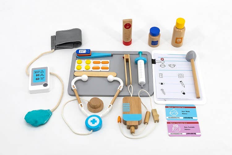 Trade Toys Limited - Wholesale Toy Set - Kids - Viga Medical Play Set2