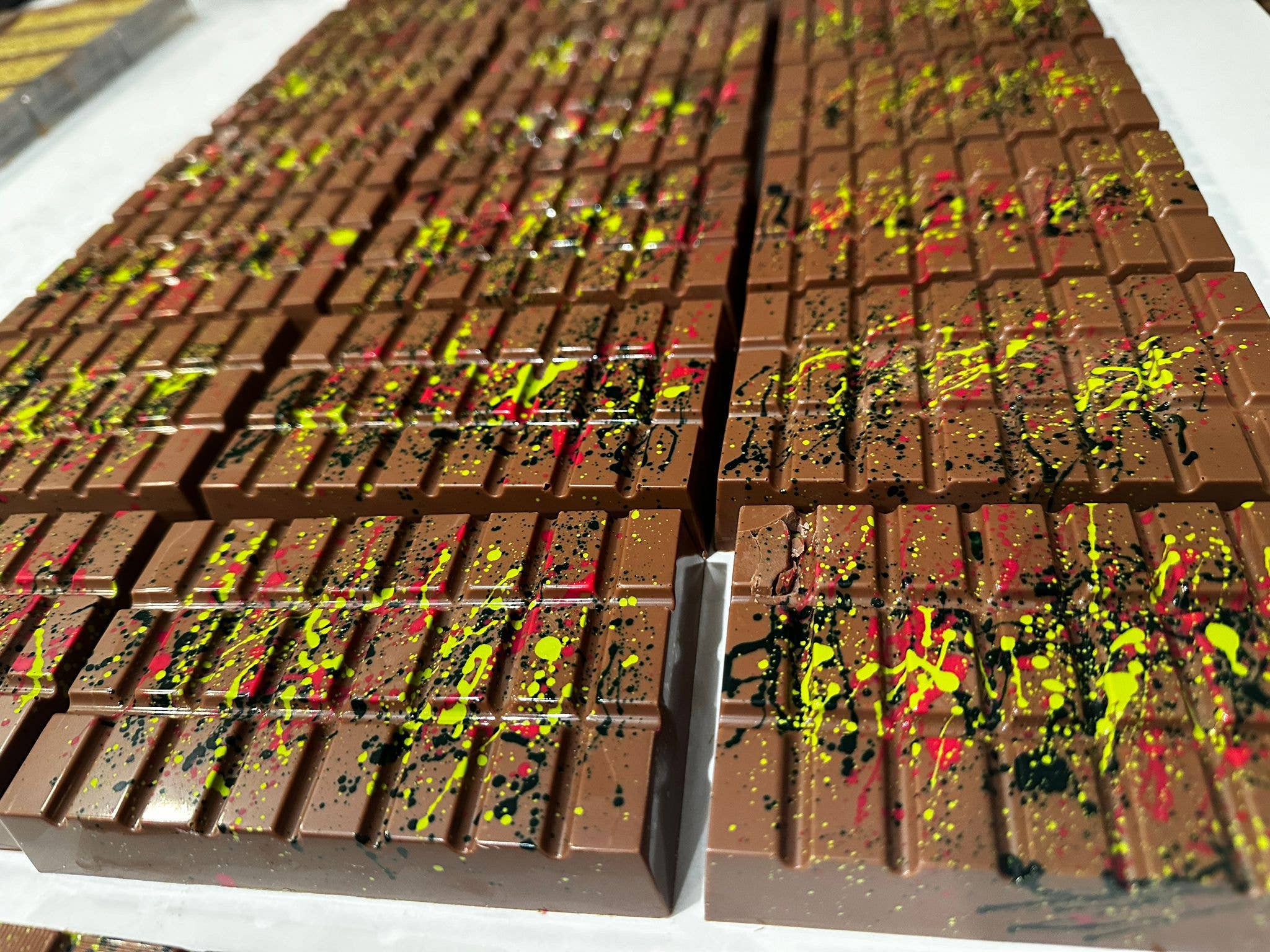 FD Love Chocolate - Wholesale Chocolate Bar - DUBAI CHOCOLATE BAR2