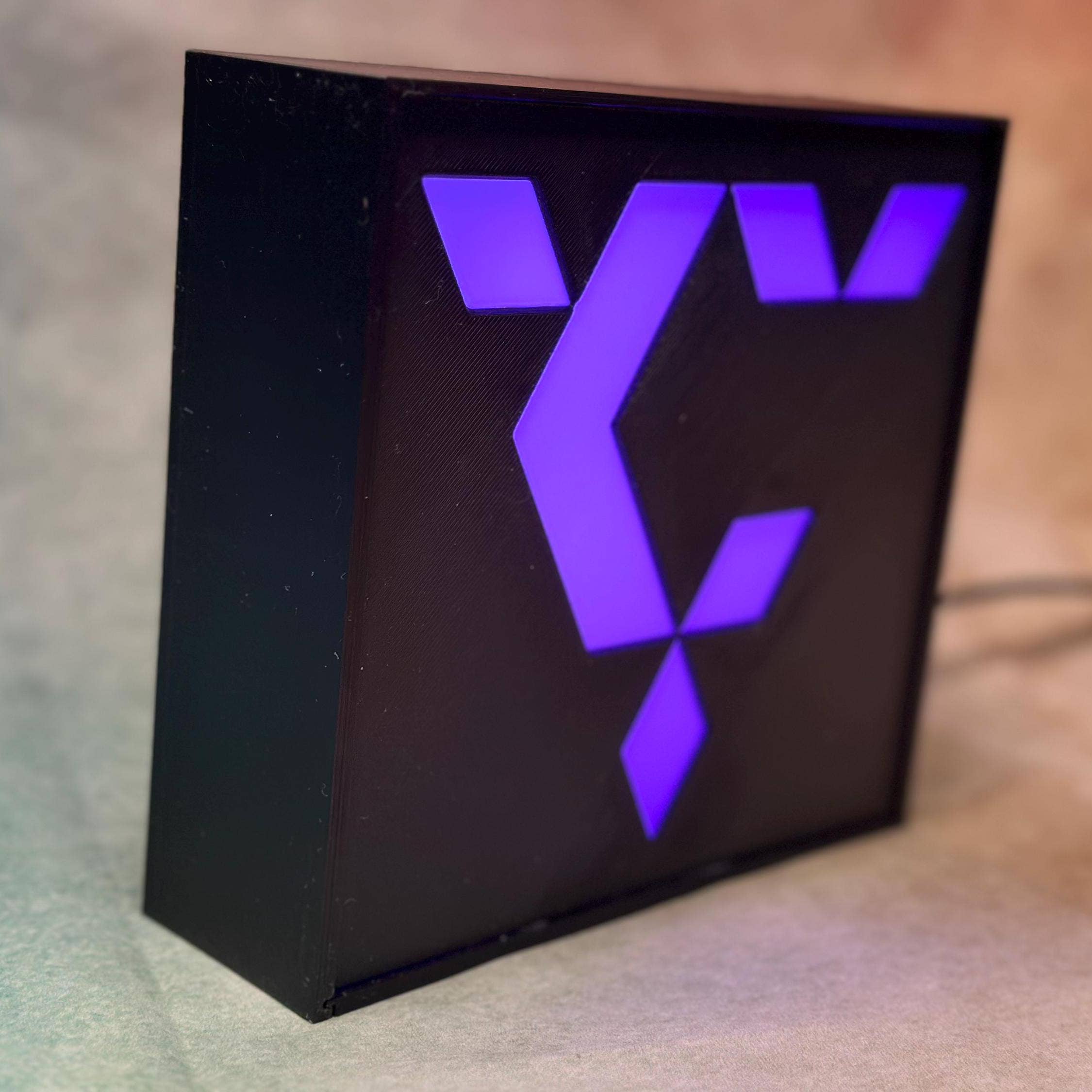 <3 Studio - Wholesale Accent/Desk Lamp - Customizable LED K-Pop Seventeen Light Carat7