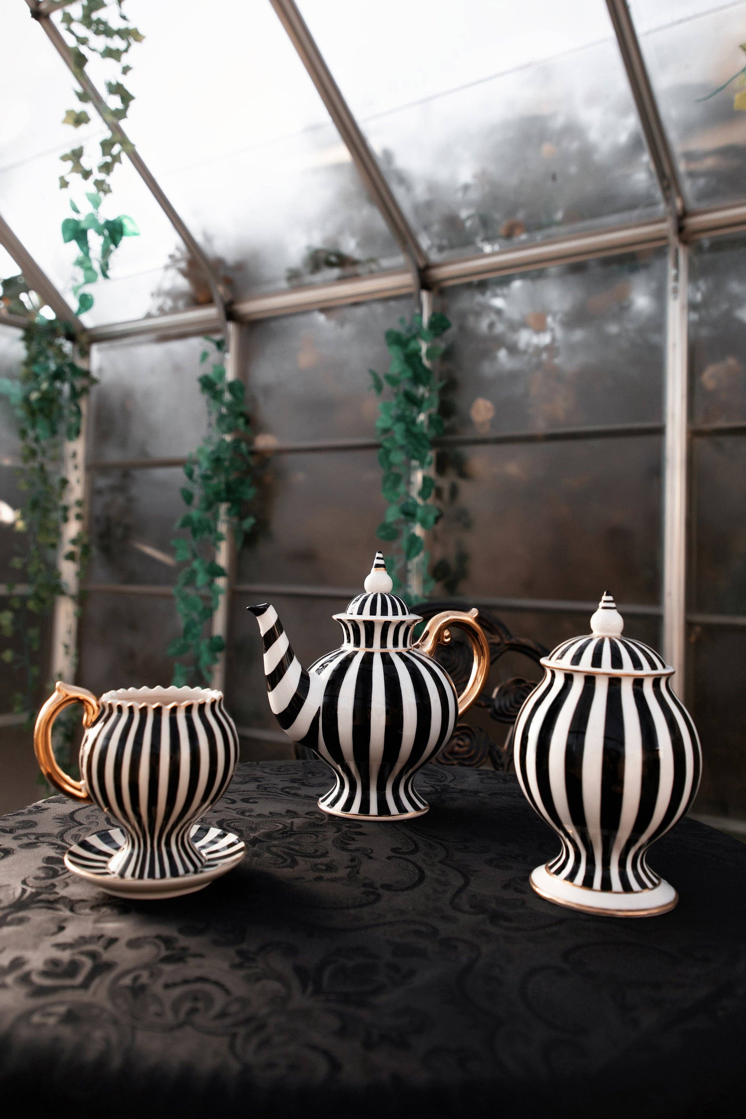 Lively Ghosts - Wholesale Theepot - Theepot | Grim & Ghostly theeset18