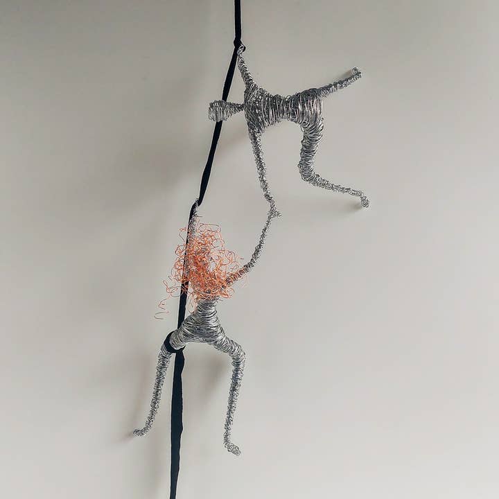 Couple Climbers Sculpture for wholesale by Haritopoulou