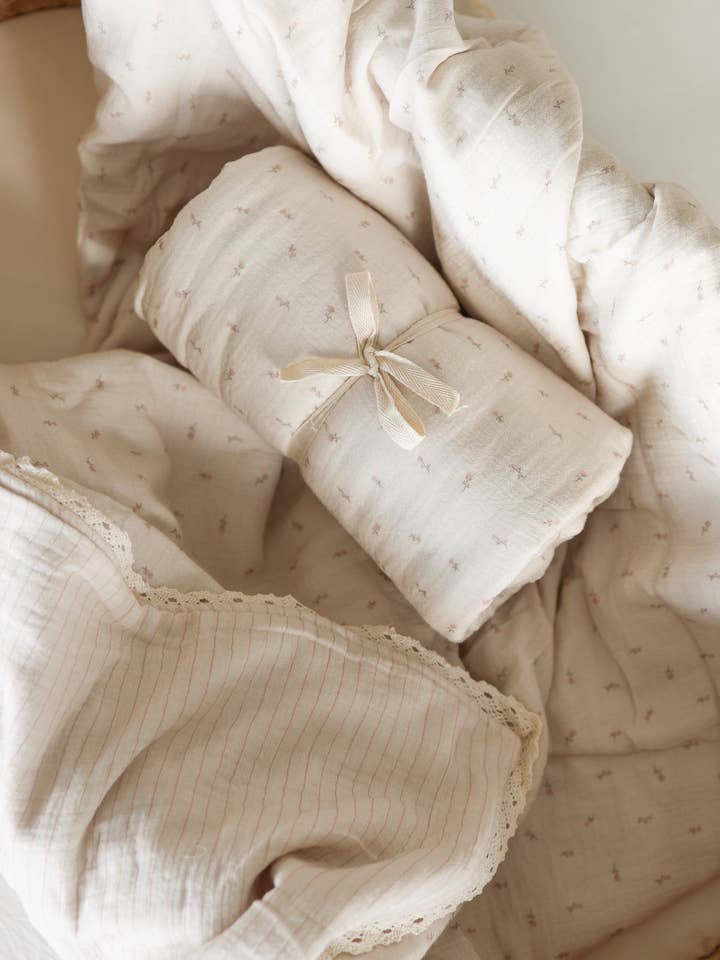 Muslin Quilt | Lucy for wholesale by Forever French Baby