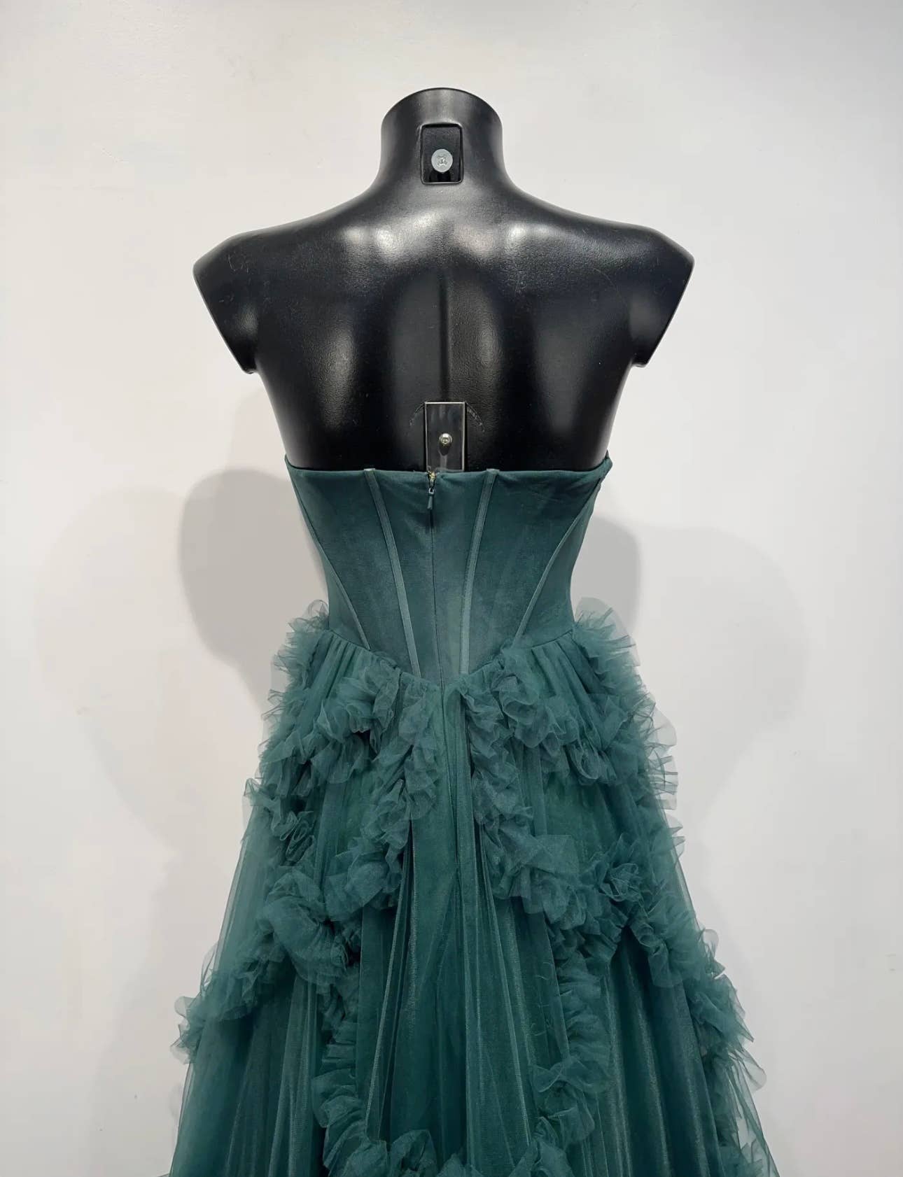 Lemon Nana – wholesale Gown – Women's – Emerald green tulle dress with a voluminous skirt3