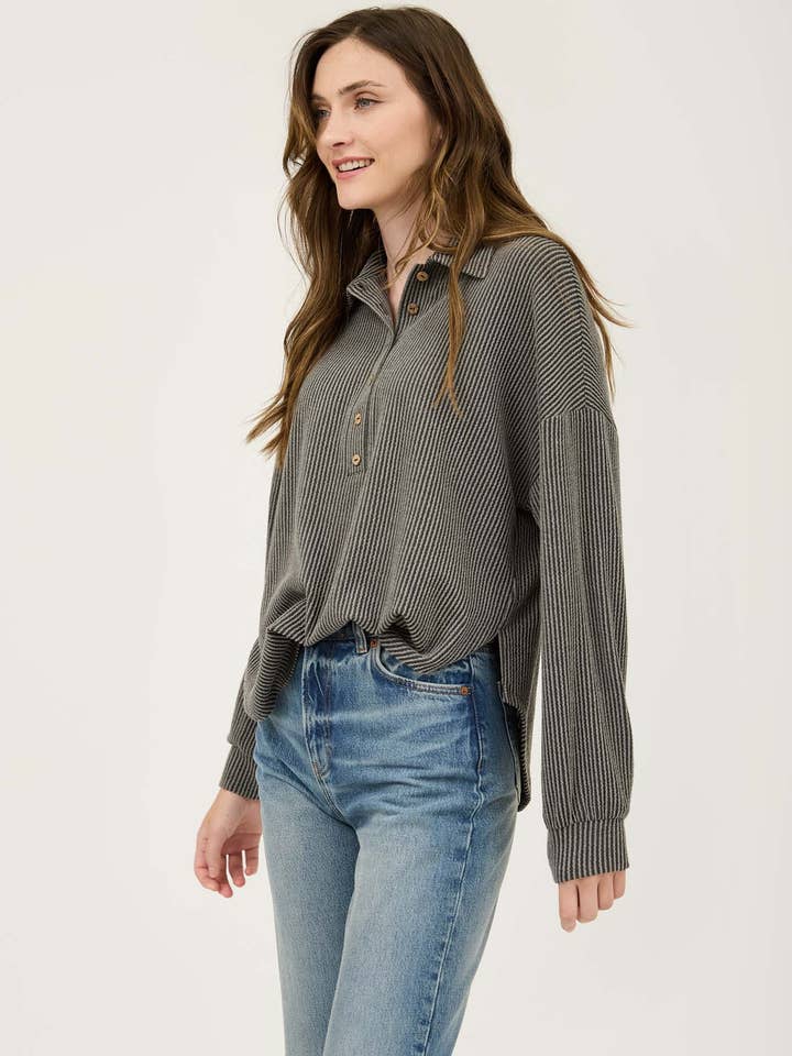 Blu Pepper - Wholesale Knit Top - Women's - PINSTRIPE COLLARED HALF BUTTON KNIT TOP3