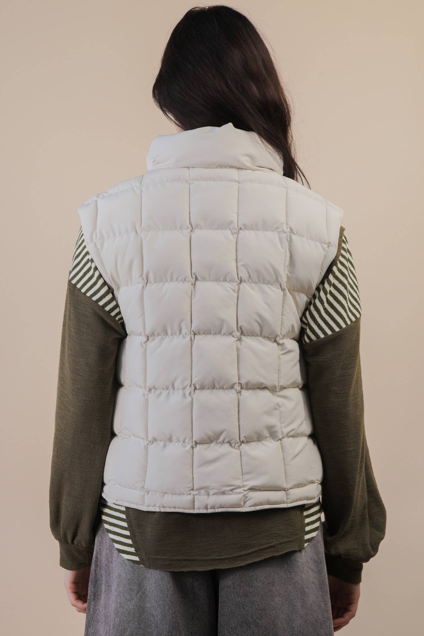 VERY J - Wholesale Outerwear Vest - Women's - NJ90282-Solid & Leopard Puffer Padded Warm Vest6