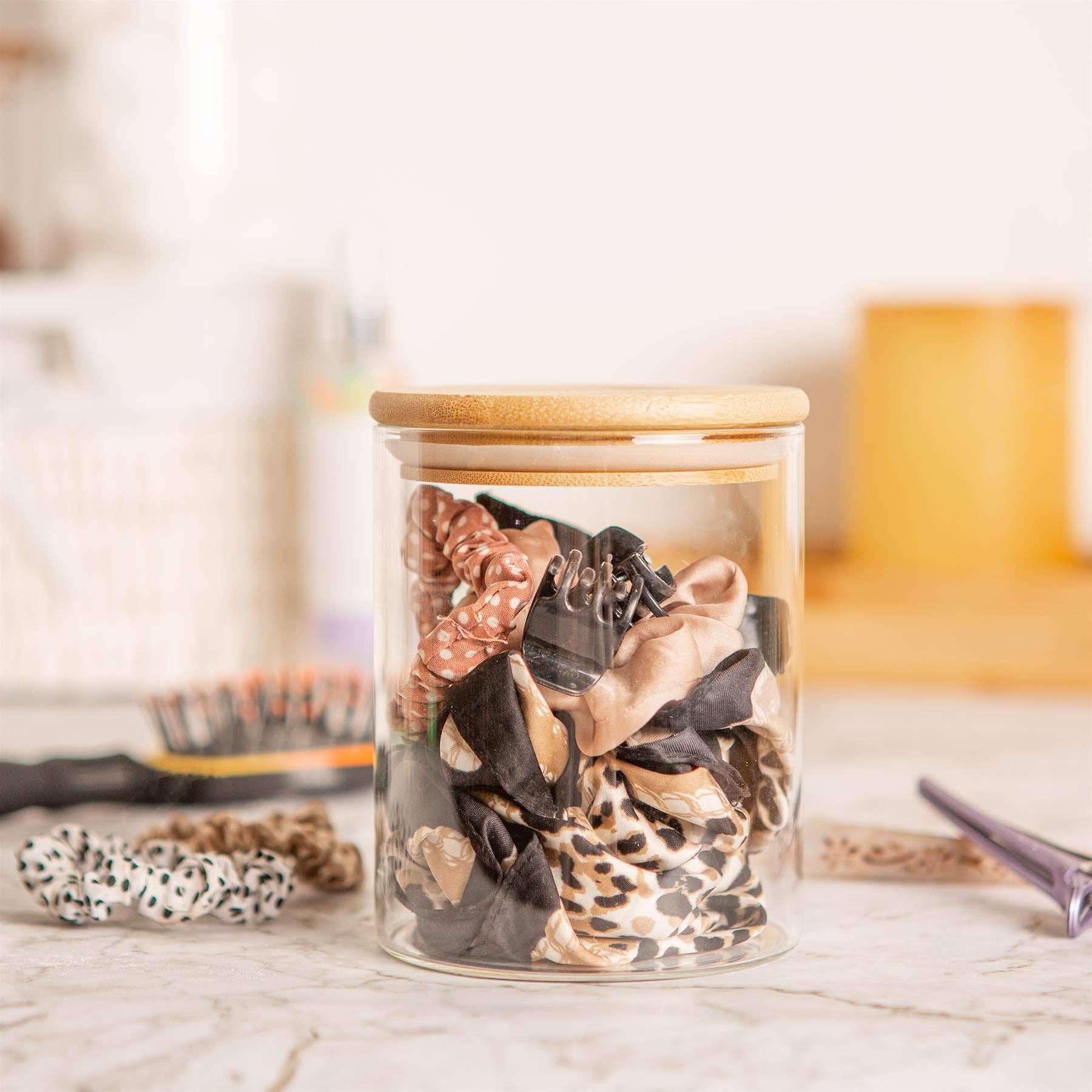 Rinkit Pty Ltd - Wholesale Jar - Scandi Glass Storage Jar with Wooden Lid - 750ml1