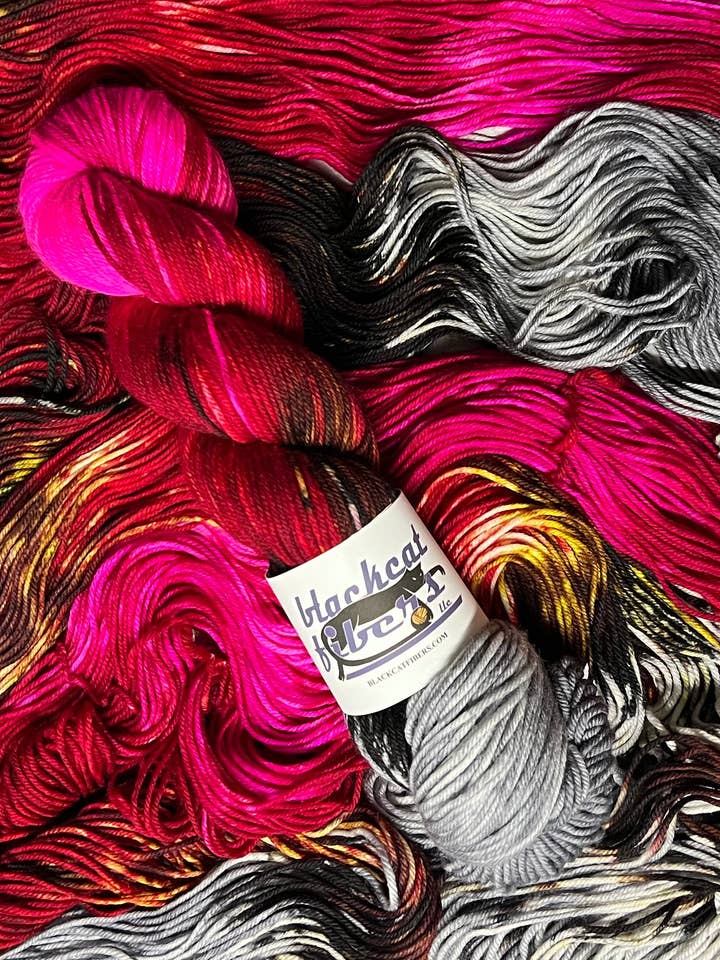 Bordello - Essential DK per la vendita all'ingrosso da parte di Black Cat Fibers