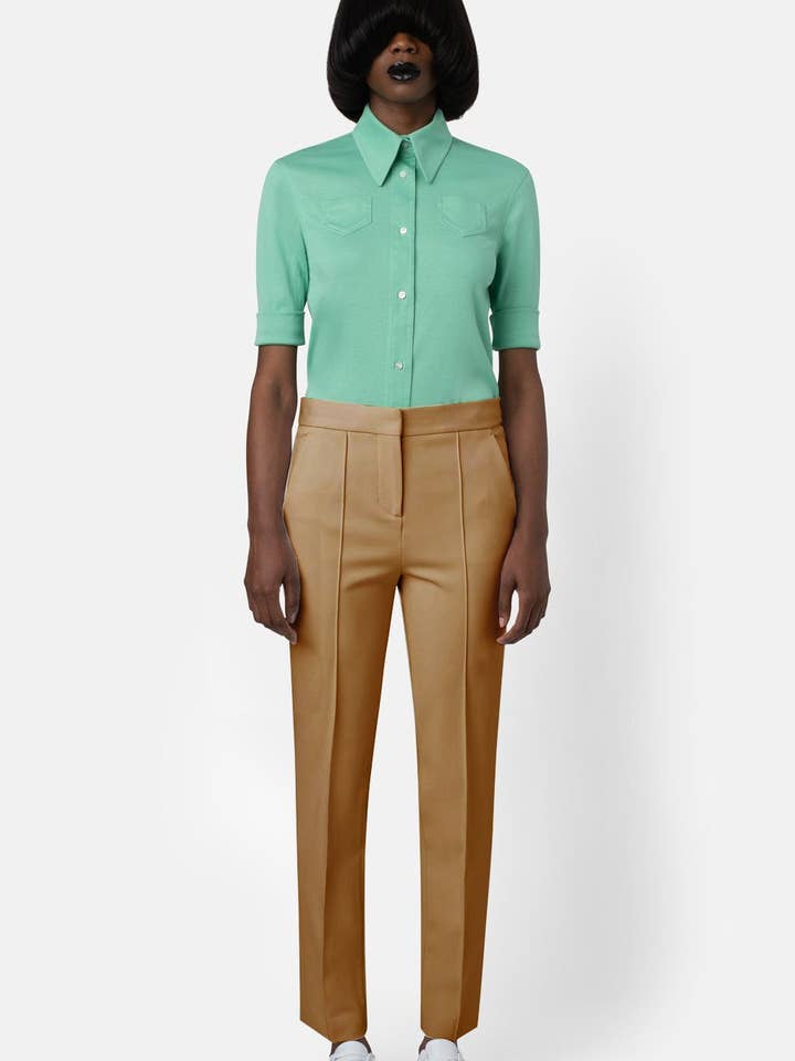 Pantalon ajusté longueur cheville en jersey super mat - Camel pour la vente par Cardinal of Canada