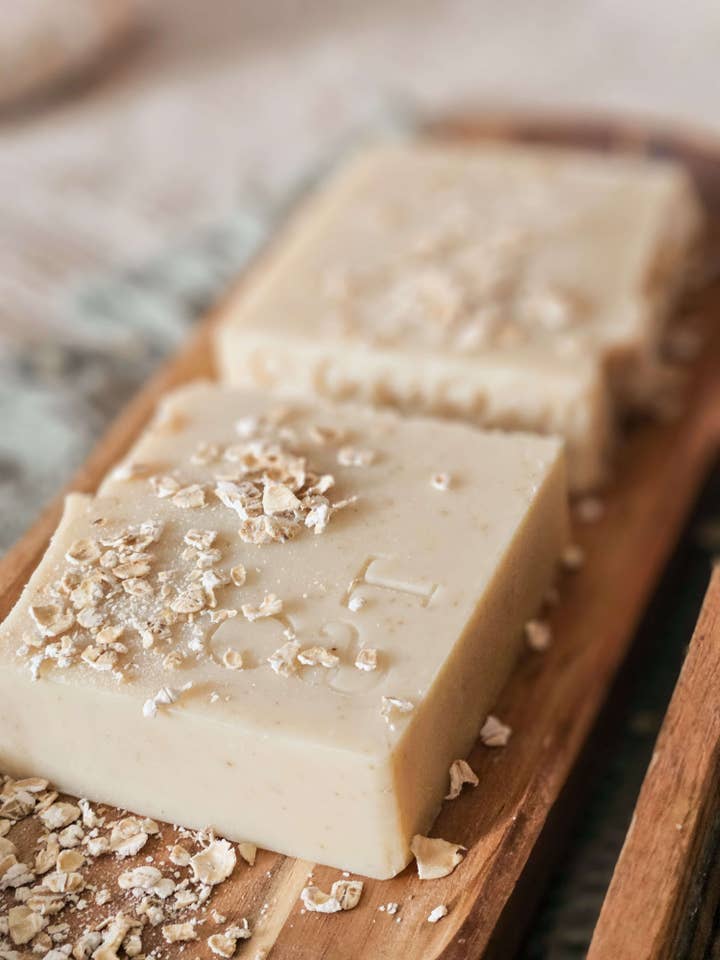 Naakte Botanische Zeep Bar | Ongeparfumeerd & Ongekleurd voor wholesale door Oat & Thistle