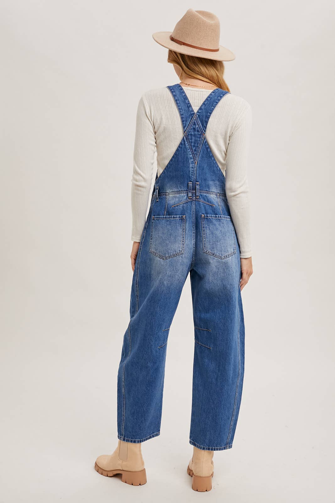 Bluivy – Engroshandel Overalls - Dame – Denim bukselårsoverall med moderne, vidde pasform12