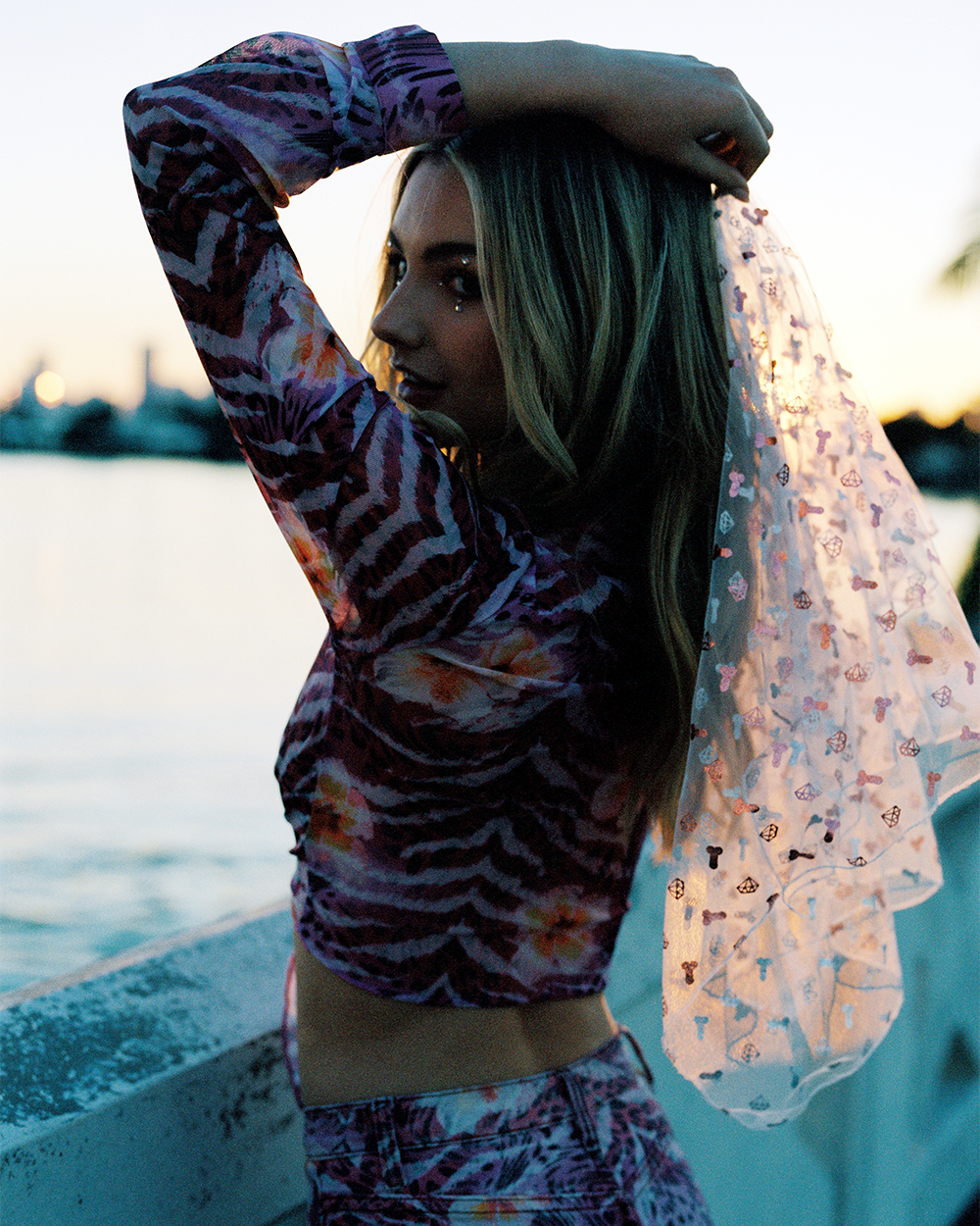 xo, Fetti - Wholesale Veil - Women's - Bachelorette Party Penis Veil, Bridal Shower Gift, Accessory2