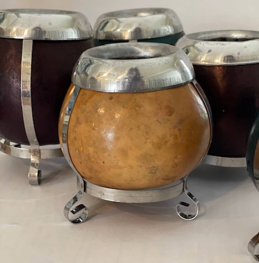 SoulMate Yerba Co. LLC - Wholesale Tea Pot - Maté Gourd with Curled Silver Feet - 4oz2