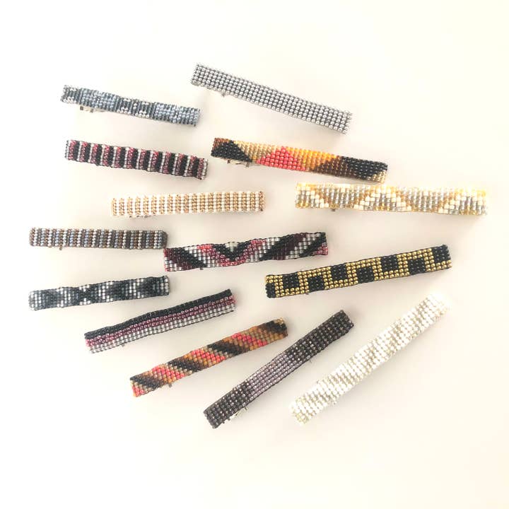 Haarspange mit Perlen und Krokodilzähnen — Neutrals für den Großhandel von KVZ Designs