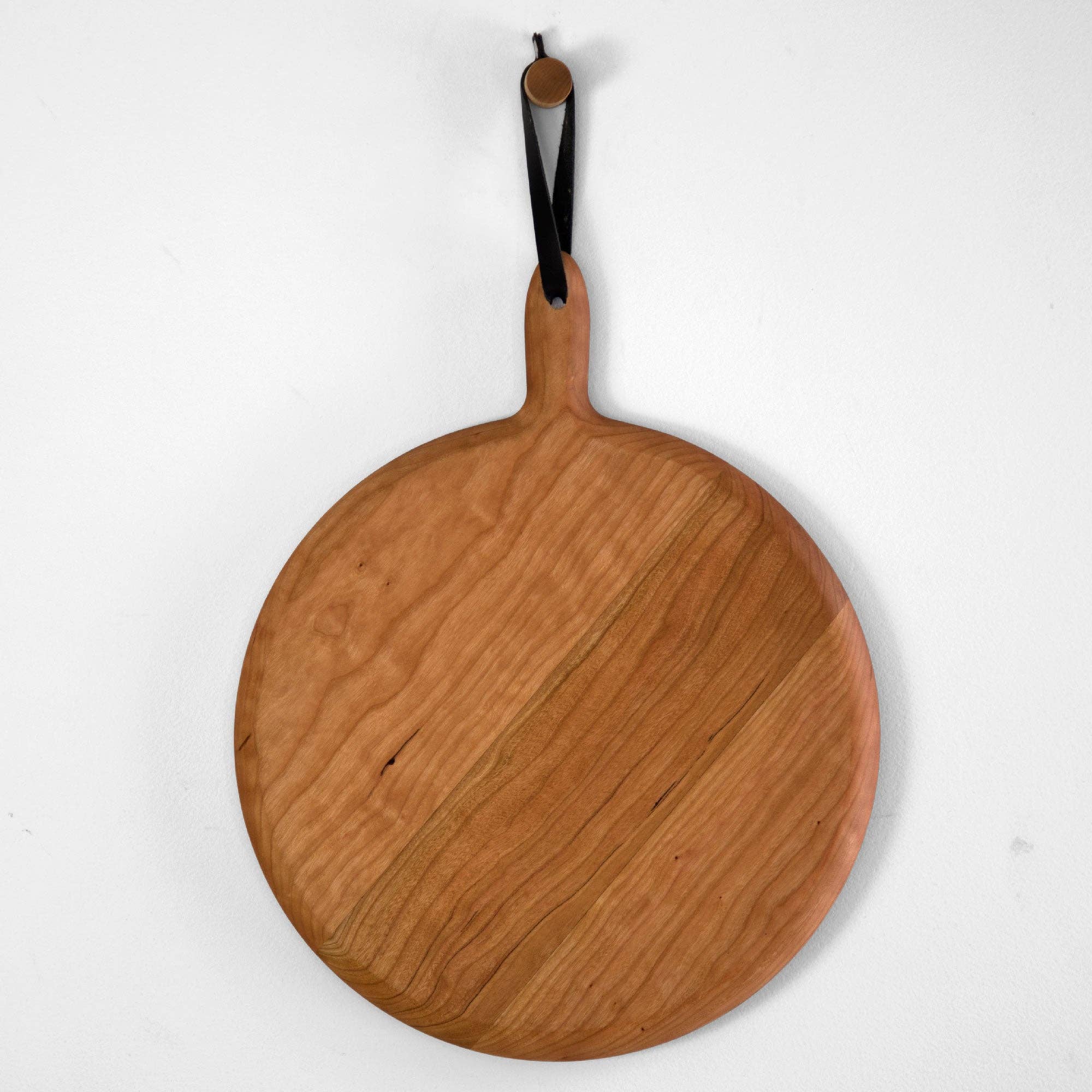 KHEM Studios - Wholesale Cutting Board - Cutting Board Circle Board Handcrafted Hardwood0
