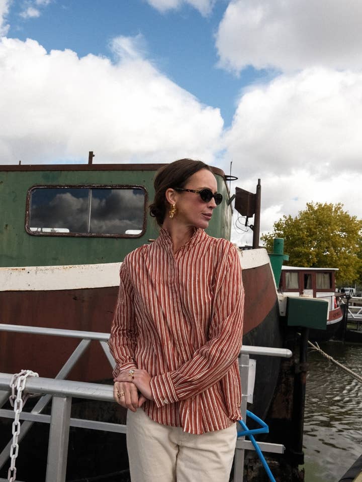 SO FAMILY - Vendita all'ingrosso Camicia button down - Donna - Blusa Lucie righe mattone1