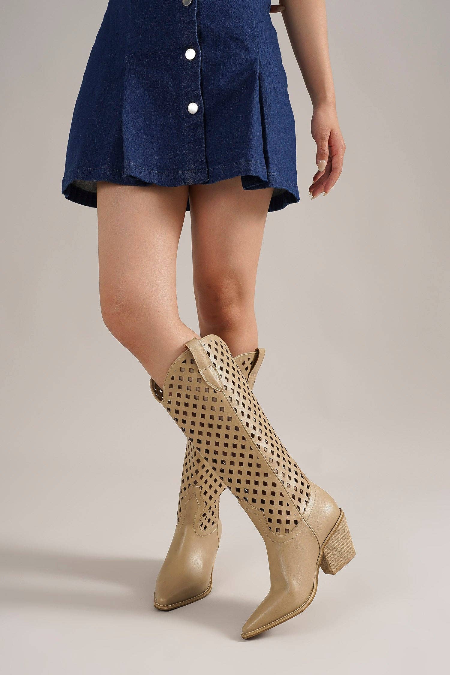 BEAST FASHION - Wholesale Cowboy Boots - Women's - DEANA-02 Cut-Out Western Boots7