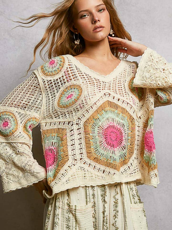 V-Neck Granny Circle Motif Scalloped Edge Crochet Top for wholesale by Pol Clothing