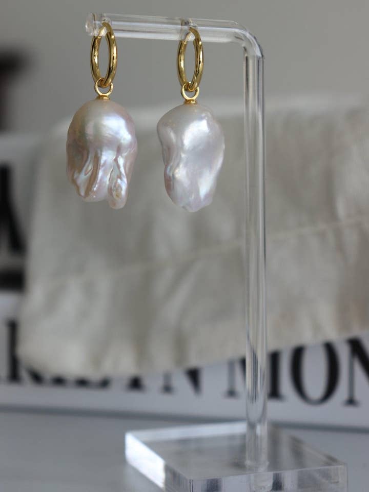 BECCA Baroque drop earrings for wholesale by ZEN&CO Studio